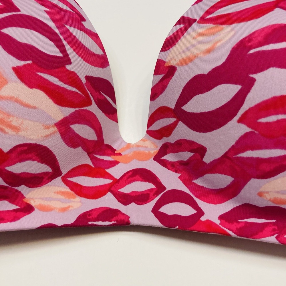 Victoria's Secret Wireless Bra Women 34C Purple Red Lip Print Love Strap T-Shirt - Picture 6 of 10